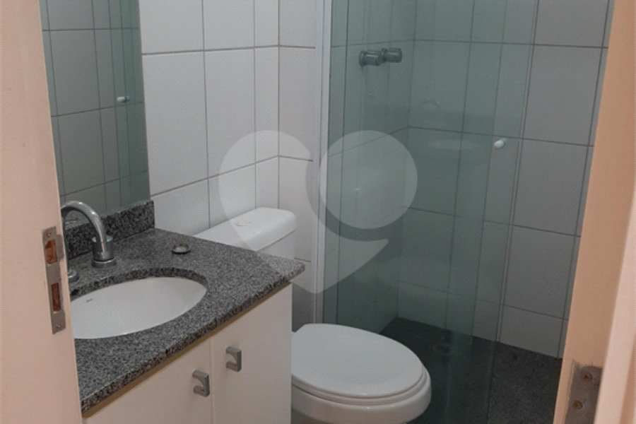Apartamento à venda ou para alugar com 3 quartos, sendo 1 suíte, em Morumbi, São Paulo, SP