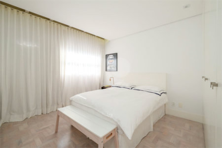 Apartamento para alugar com 3 quartos, sendo 1 suíte, em Pinheiros, São Paulo, SP