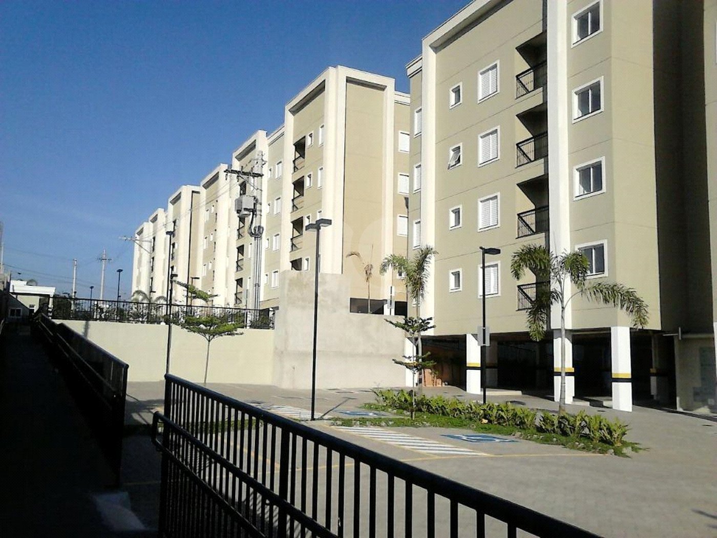 Apartamento à venda com 3 quartos, sendo 1 suíte, no Centro, Vinhedo, SP