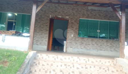 Condomínio para alugar com 3 quartos, sendo 1 suíte,  em Caraguatá, Mairiporã, SP