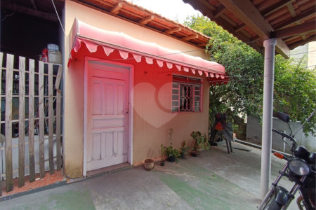 Casa à venda com 2 quartos em Taboão, São Roque, SP