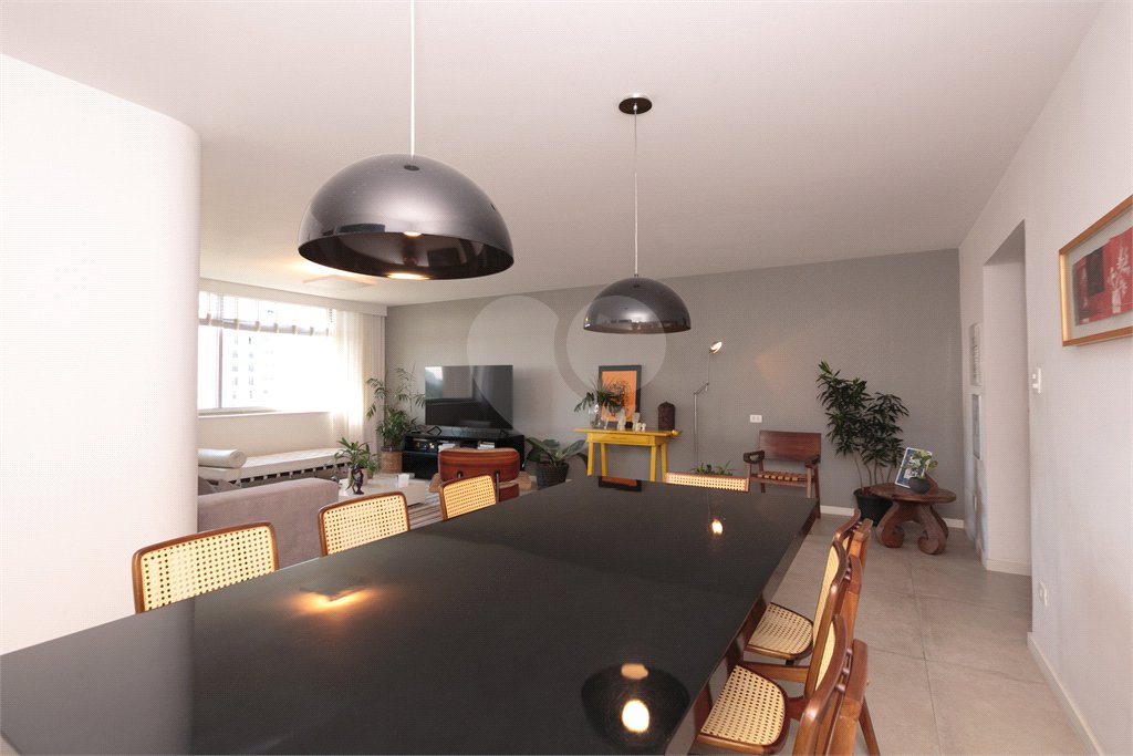 Apartamento à venda com 4 quartos, sendo 1 suíte, em Alto da Boa Vista, São Paulo, SP