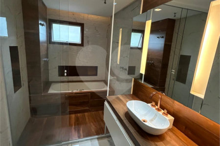 Apartamento à venda com 2 suítes em Parque do Morumbi, São Paulo, SP