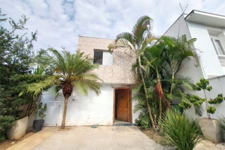 Casa à venda com 4 suítes em Lapa, São Paulo, SP