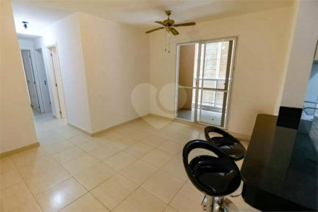 Apartamento à venda com 3 quartos, sendo 1 suíte,  em Lar São Paulo, São Paulo, SP