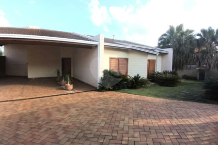 Casa à venda com 3 suítes em Nova Gardênia, Atibaia, SP