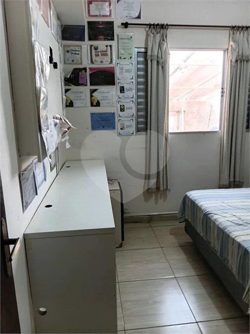 Casa térrea com 2 dormitórios à venda no Reneville, em Mairinque!