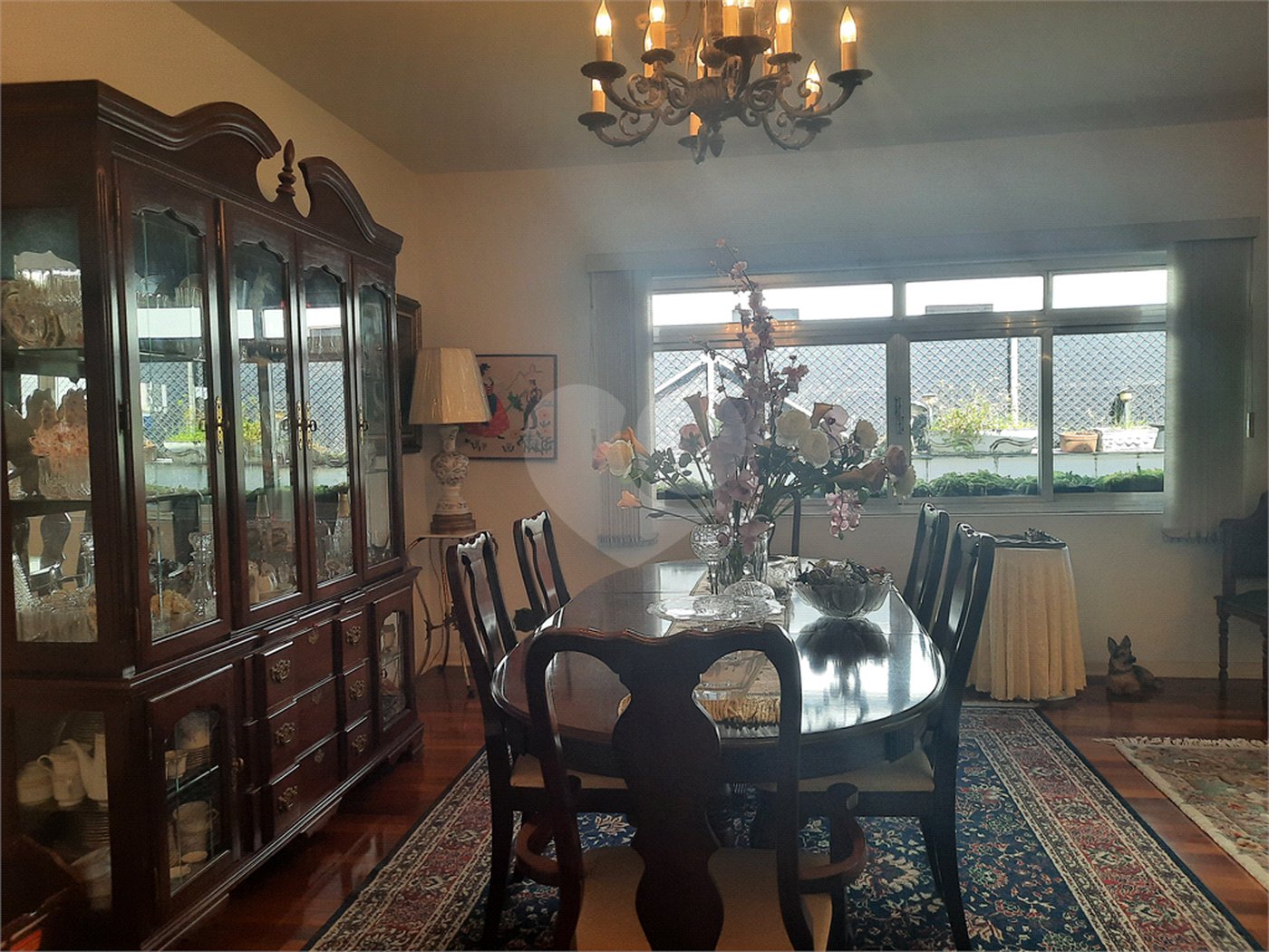 Casa com 4 quartos e 3 suítes com ótimo lazer no Jardim Marajoara