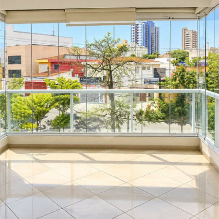 Apartamento de 130 m² no Jardim do Mar, com 3 suítes, 4 banheiros, varanda gourmet, 2 vagas e condomínio completo com piscina aquecida e lazer.