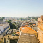 Sobrado para moradia de família grande ou para investidor.