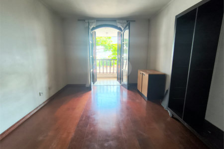 Sobrado à venda com 3 quartos, sendo 1 suíte,  em Jardim Esmeralda, São Paulo, SP