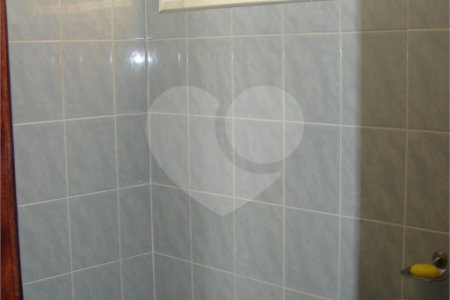 Casa à venda com 3 quartos, sendo 1 suíte, no condomínio Estância Marambaia, Vinhedo - SP