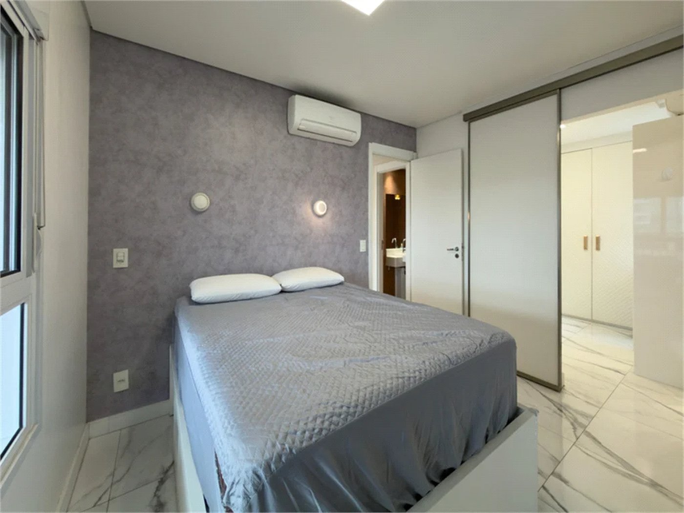 Apartamento à venda com 4 quartos, sendo 2 suítes, em Pinheiros, São Paulo, SP