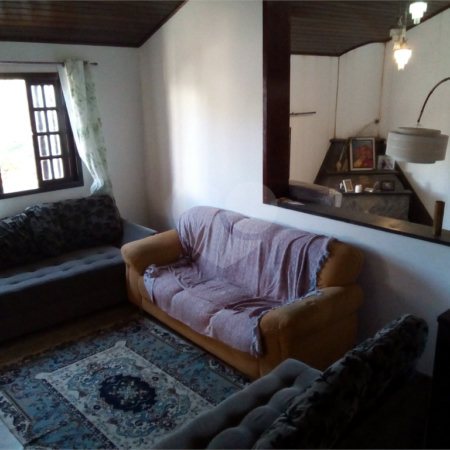 Casa à venda com 2 suítes em Jardim Camila, Mogi das Cruzes, SP