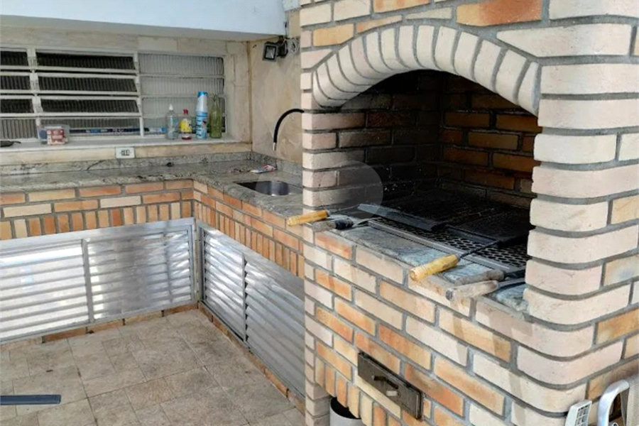 Casa à venda com 3 quartos, sendo 1 suíte,  em Vila Mariana, São Paulo, SP