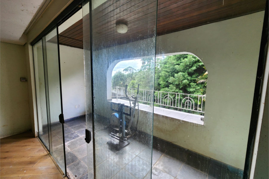 Casa à venda com 4 suítes no condomínio Alpes da Cantareira, Mairiporã - SP