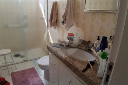 Casa à venda com 3 quartos, sendo 1 suíte, em Jardim Leonor Mendes de Barros, São Paulo, SP