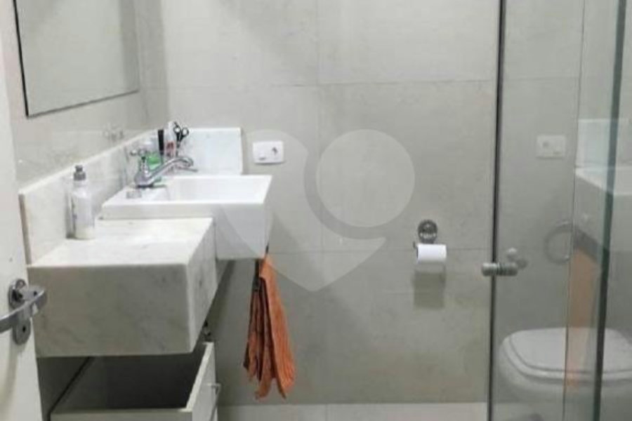 Sobrado à venda com 3 quartos, sendo 1 suíte, em Tremembé, São Paulo, SP