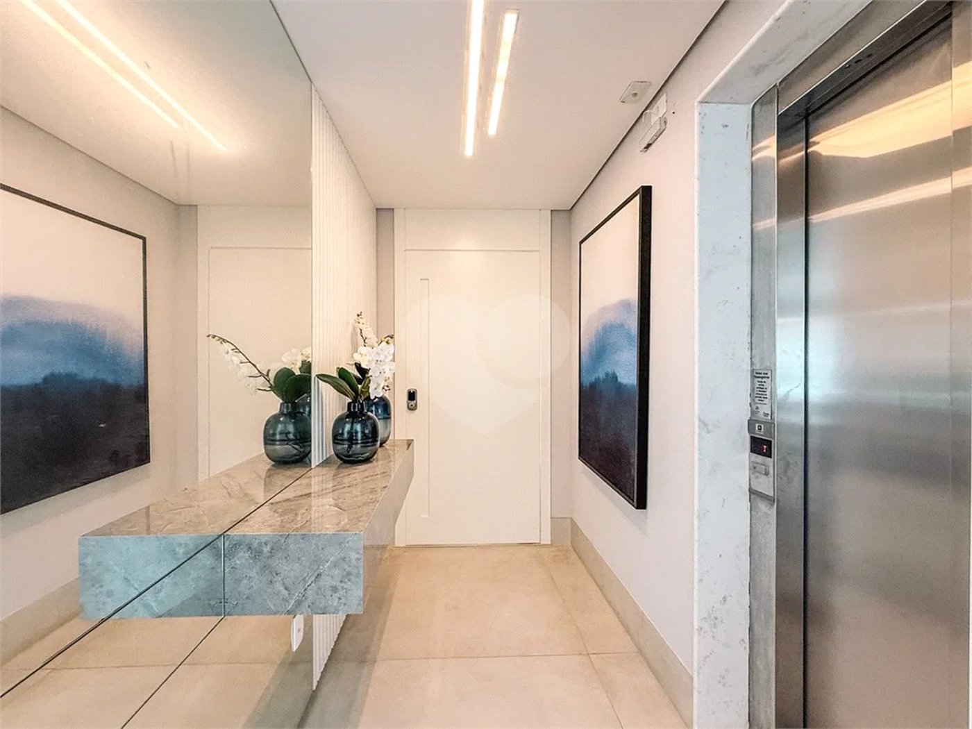 Apartamento à venda com 3 suítes em Riviera de São Lourenço, Bertioga, SP
