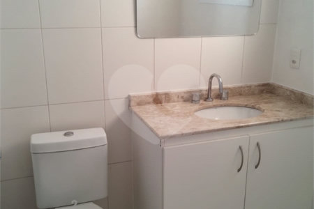 Apartamento à venda com 3 quartos, sendo 1 suíte,  em Vila Suissa, Mogi das Cruzes, SP