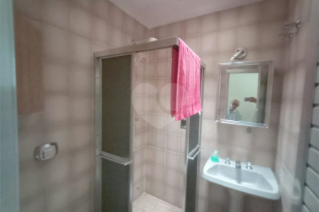 Sobrado à venda com 6 quartos, sendo 1 suíte,  em Vila Independência, São Paulo, SP