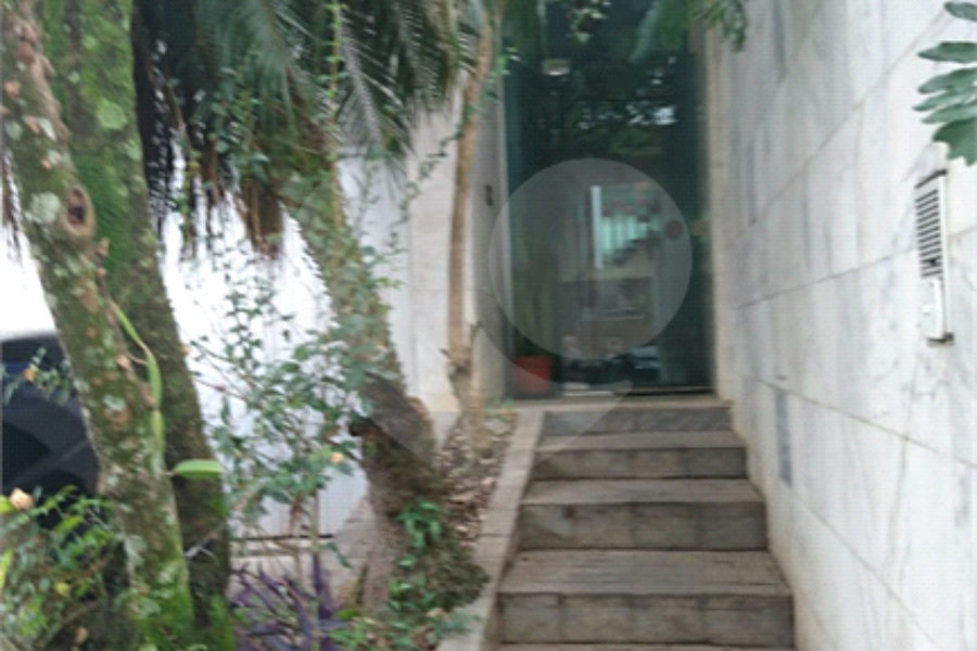Sobrado à venda com 5 quartos, sendo 2 suítes, em Tremembé, São Paulo, SP