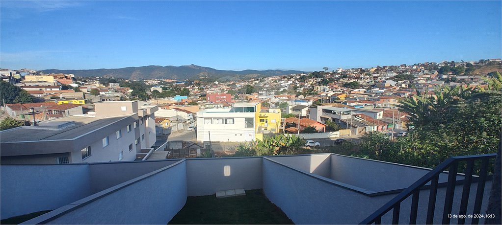 Sobrado à venda com 2 suítes em Jardim Imperial, Atibaia, SP