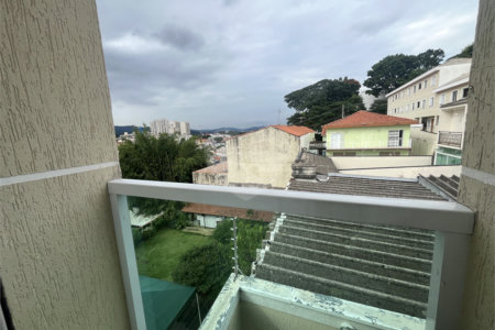 Casa à venda com 3 quartos, sendo 1 suíte,  no condomínio Capigaí, São Paulo - SP