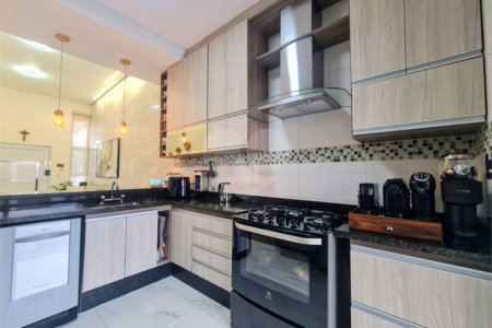 Casa à venda com 3 quartos, sendo 1 suíte, no condomínio Horto Florestal Iii, Sorocaba - SP