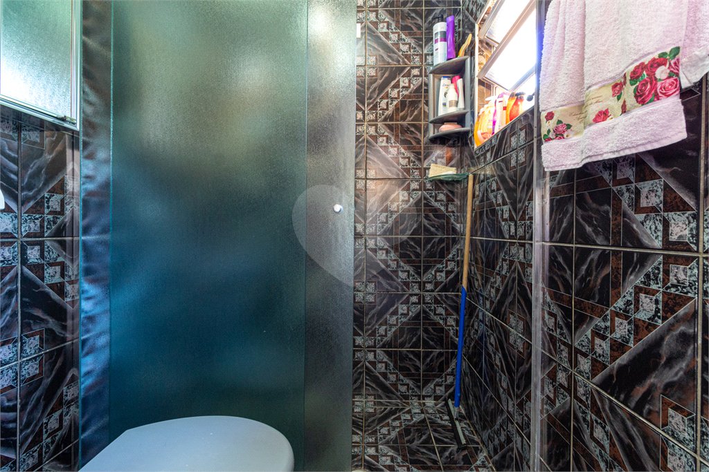 Casa à venda com 3 quartos, sendo 1 suíte, em Jardim Paris, São Paulo, SP