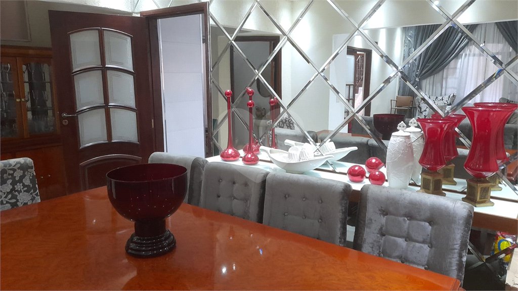 Sobrado à venda com 4 quartos, sendo 3 suítes, em Casa Verde, São Paulo, SP