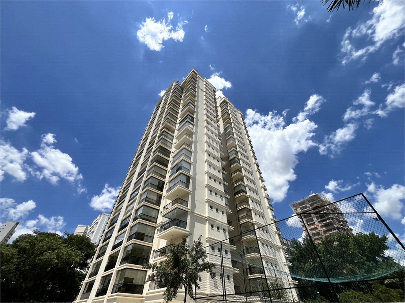 Apartamento à venda com 3 suítes em Jardim Portal da Colina, Sorocaba, SP