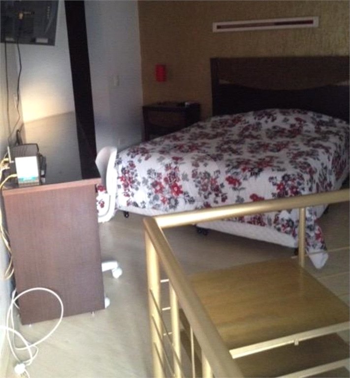 Apartamento à venda com 1 quarto em Aclimação, São Paulo, SP