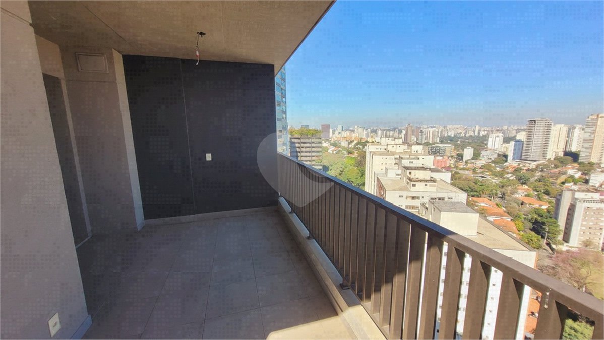 Apartamento à venda com 2 quartos, sendo 1 suíte,  em Sumarezinho, São Paulo, SP