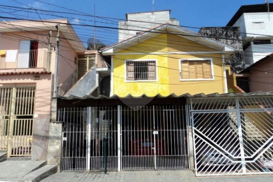 Sobrado à venda com 3 quartos, sendo 2 suítes,  em Tremembé, São Paulo, SP
