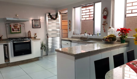 Sobrado à venda com 6 quartos, sendo 2 suítes,  em Limão, São Paulo, SP