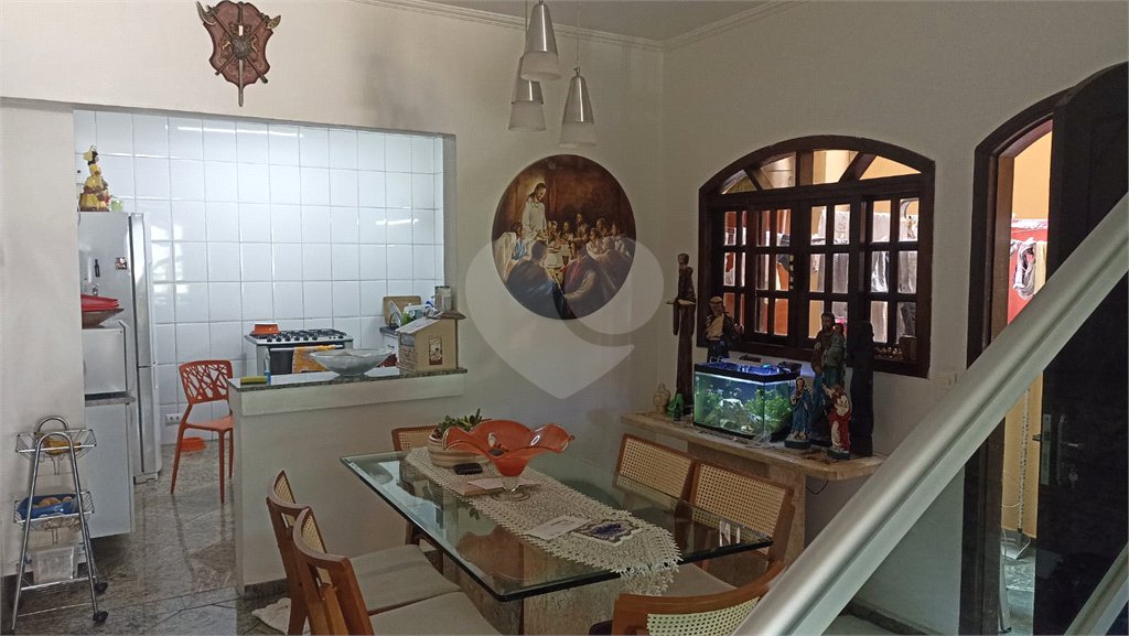 Casa à venda com 4 quartos, sendo 1 suíte, em Vila Guilherme, São Paulo, SP