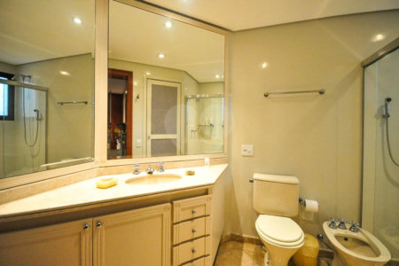 Apartamento à venda com 4 suítes em Vila Andrade, São Paulo, SP