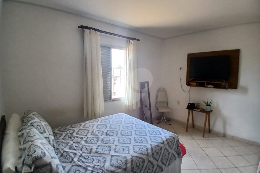 Sobrado à venda com 2 quartos em Vila Mazzei, São Paulo, SP