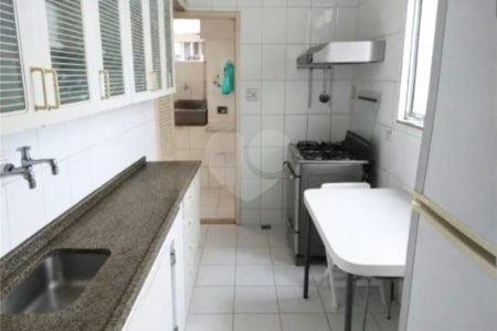 Apartamento à venda com 3 quartos em Laranjeiras, Rio de Janeiro, RJ