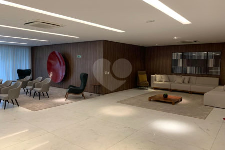 Apartamento à venda com 3 suítes em Indianópolis, São Paulo, SP