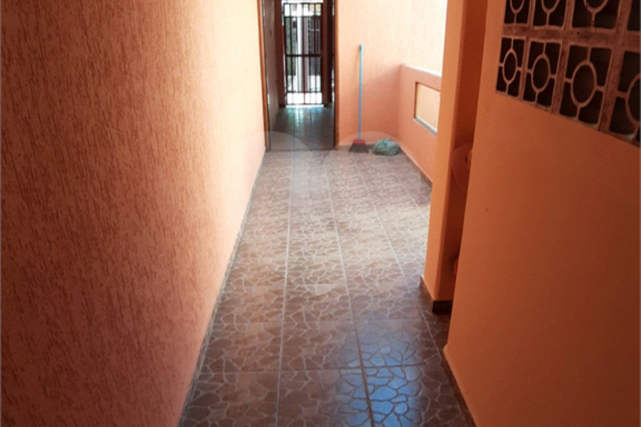 Sobrado à venda com 3 quartos, sendo 1 suíte, em Tremembé, São Paulo, SP