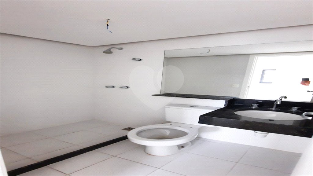 Cobertura à venda com 2 quartos, sendo 1 suíte,  em Tijuca, Rio de Janeiro, RJ