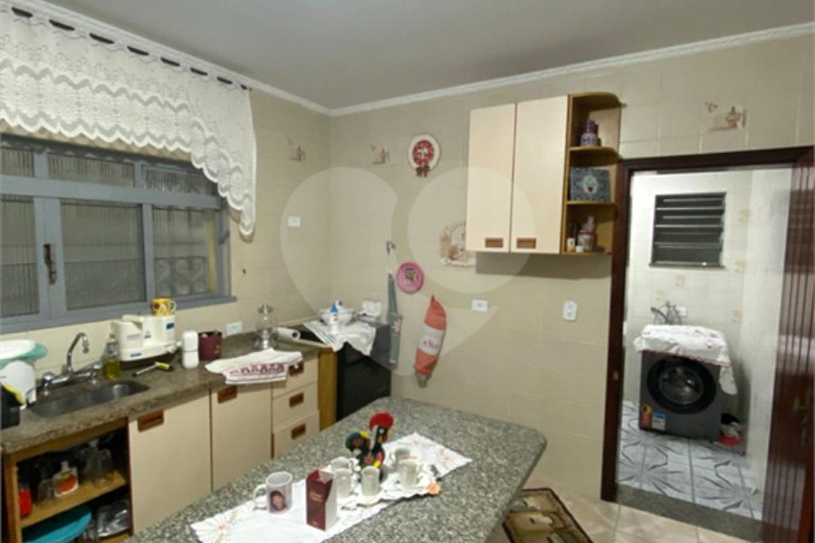 Sobrado à venda com 4 quartos, sendo 1 suíte, em Artur Alvim, São Paulo, SP