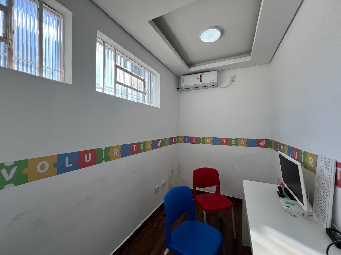 Casa para alugar, 390 m² por R$ 19.500,00 - Encruzilhada - Santos/SP