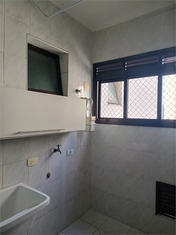Apartamento à venda com 2 quartos, sendo 1 suíte,  em Vila Suzana, São Paulo, SP