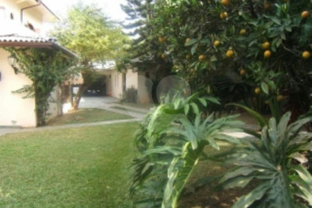 Casa de Vila à venda com 4 quartos, sendo 2 suítes, em Granja Julieta, São Paulo, SP