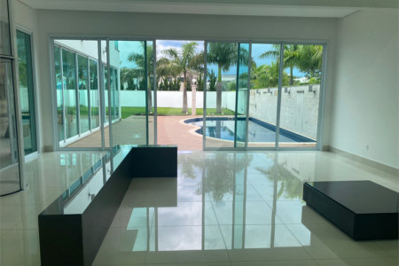 Casa à venda ou para alugar com 4 suítes no condomínio Saint Patrick, Sorocaba - SP