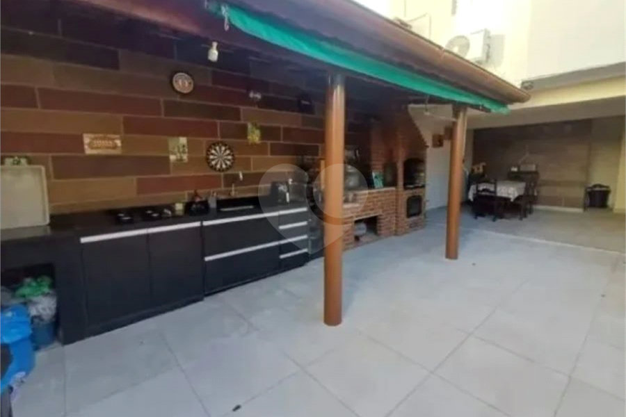 Sobrado à venda com 4 quartos, sendo 1 suíte, em Jaraguá, São Paulo, SP