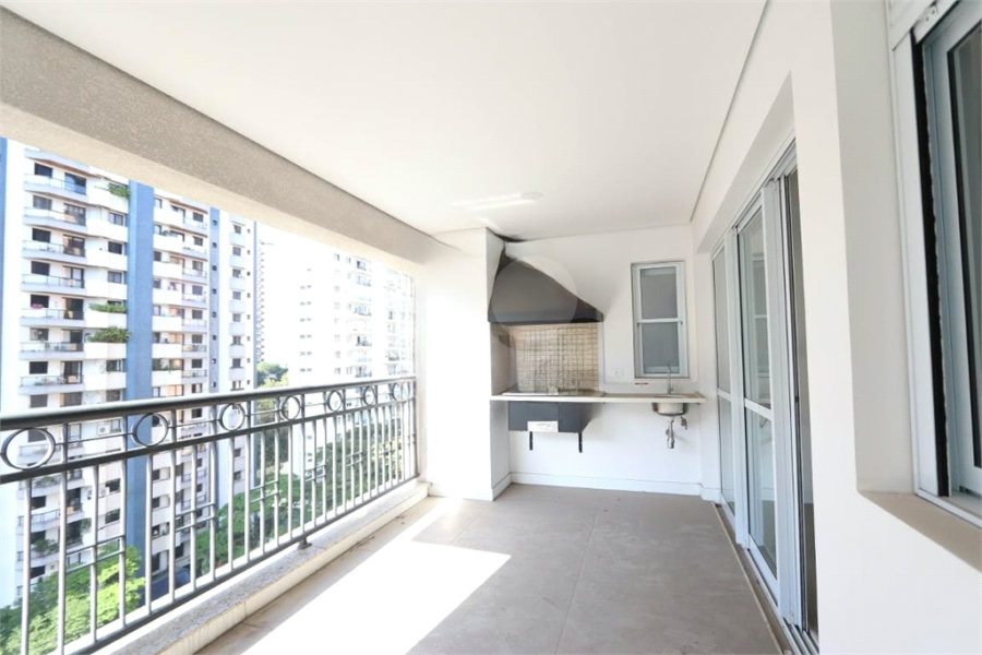 Apartamento à venda com 2 quartos em Morumbi, São Paulo, SP